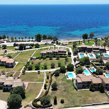 Stigmes Villas & Suites Néa Skióni Eksteriør bilde