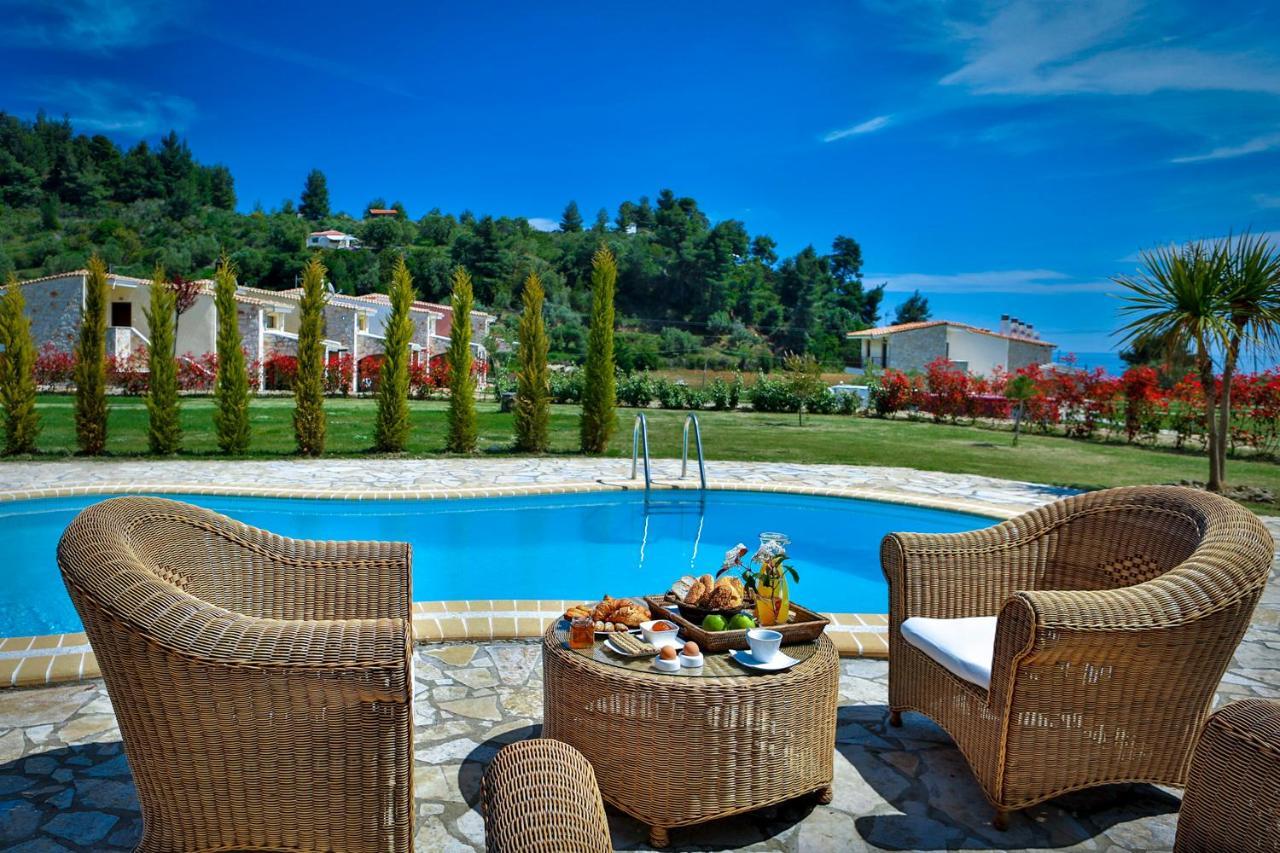 Stigmes Villas & Suites Néa Skióni Eksteriør bilde