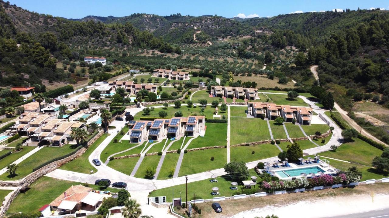 Stigmes Villas & Suites Néa Skióni Eksteriør bilde