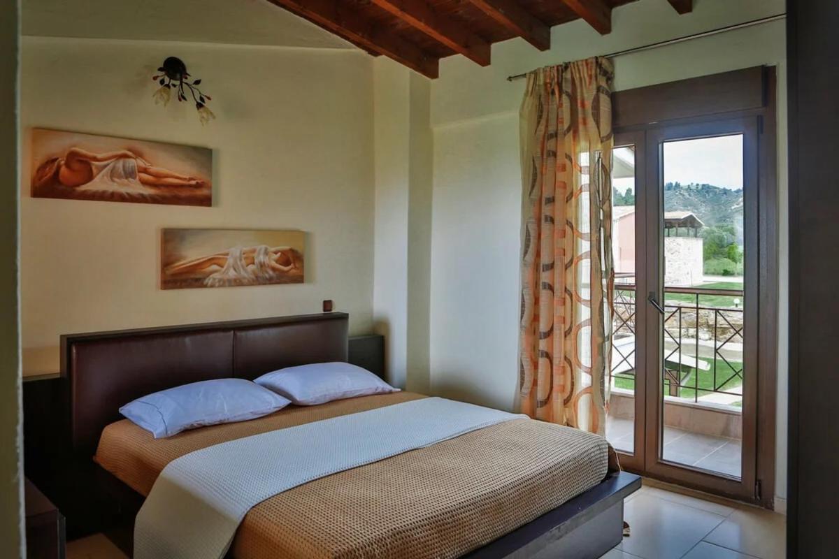 Stigmes Villas & Suites Néa Skióni Eksteriør bilde